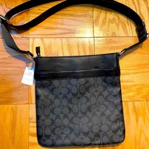 NEVER USED Coach bag